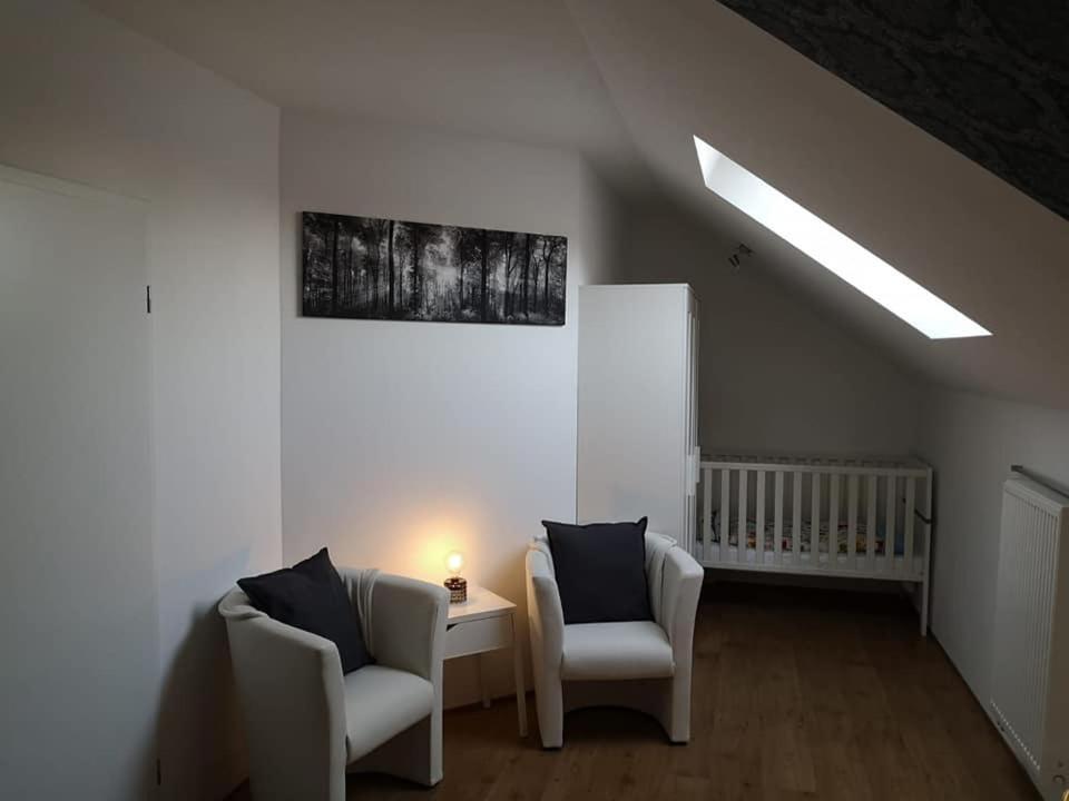 Haus Am Hang; Ferienwohnung Fernblick Штольберг Экстерьер фото