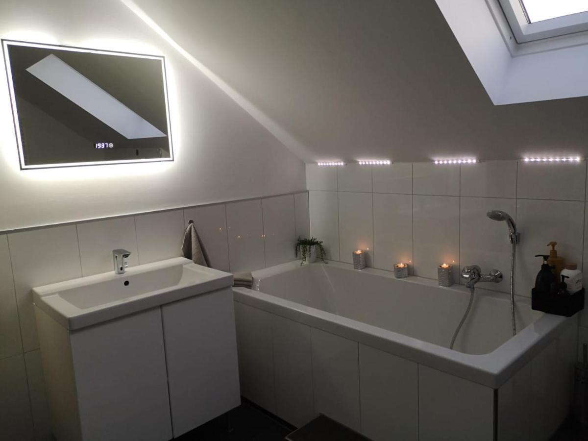 Haus Am Hang; Ferienwohnung Fernblick Штольберг Экстерьер фото