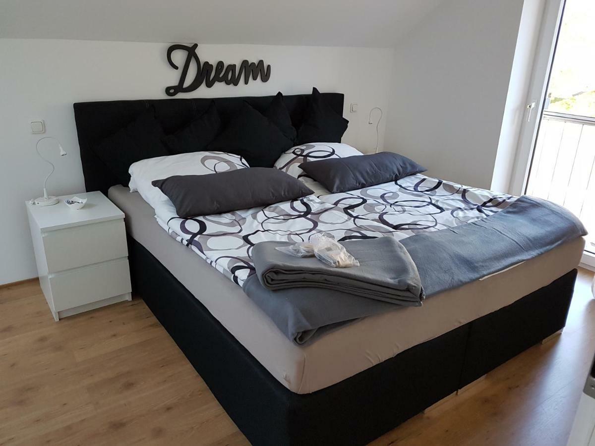 Haus Am Hang; Ferienwohnung Fernblick Штольберг Экстерьер фото